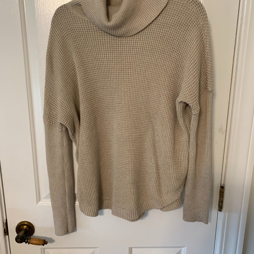 Knitted Turtle Neck Sweater